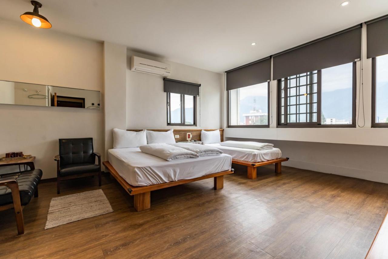 Mini Voyage Hostel Hualien City Exterior photo